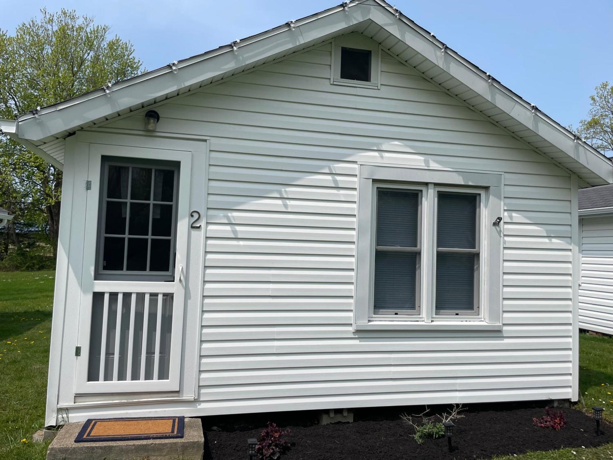Drop Anchor Cottages And Lake House Geneva-on-the-Lake Exterior foto